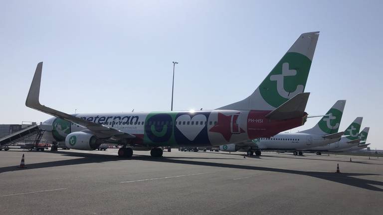 Een toestel van Transavia op Eindhoven Airport. Foto: Jos Verkuijlen