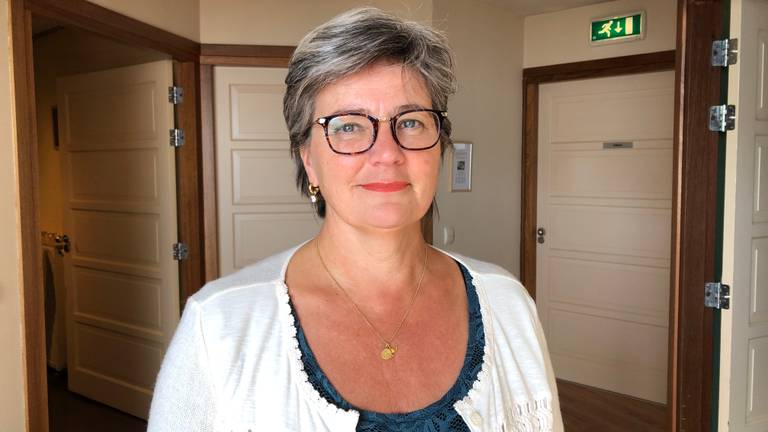 Uitvaartondernemer Monique van Houtum uit Tilburg (foto: Tom van den Oetelaar).