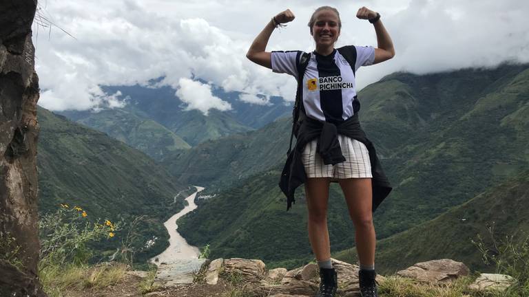 Tessa vlak voor de noodtoestand werd uitgeroepen (foto: Tessa Govers).