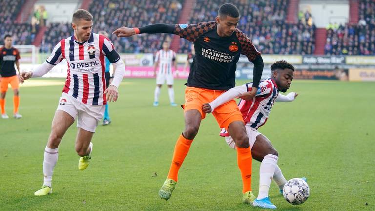 Toen er nog gevoetbald werd (november 2019 WIllem II - PSV 2-1)