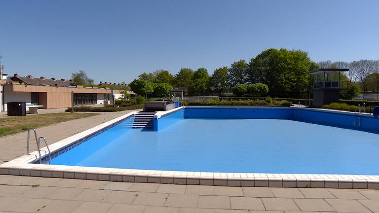 Buitenbaden Zijn Klaar Voor De Zomer Maar Het Is Onduidelijk Of Ze Open Mogen Omroep Brabant