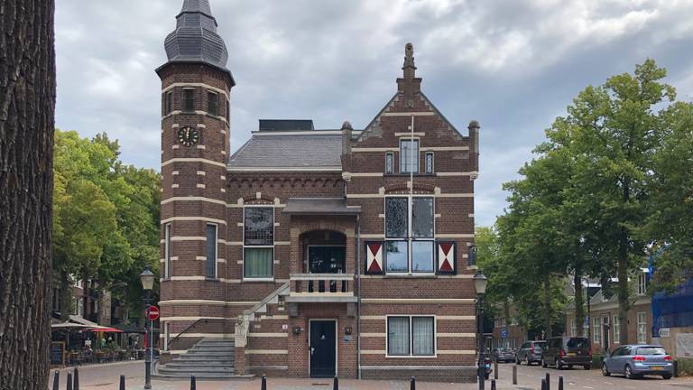 Het gemeentehuis van Oisterwijk.