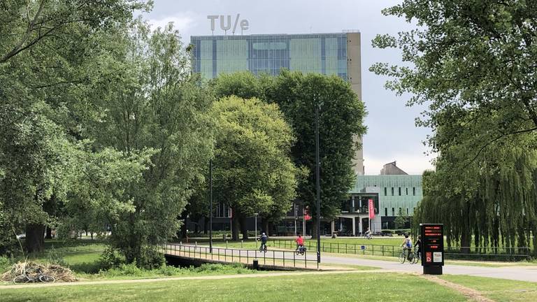 De Technische Universiteit in Eindhoven (foto: Hans Janssen).