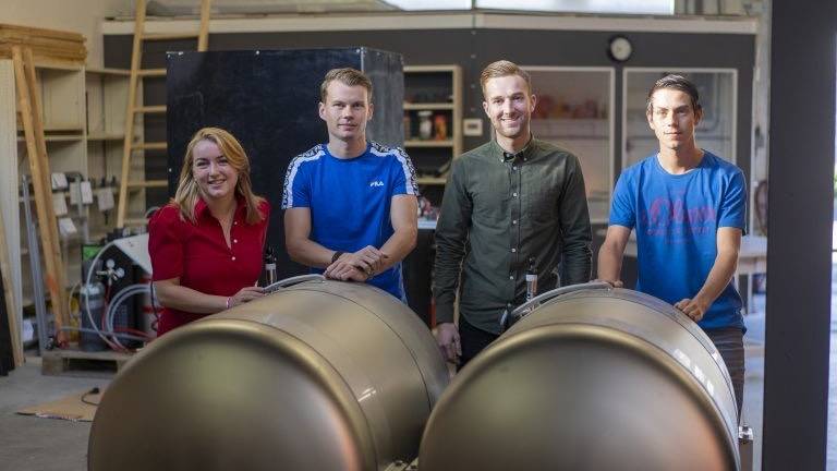 Deze jonge Bosschenaren bedachten de 'BeerMate'. (Foto: Ralph Bethlem)