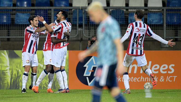 Vreugde bij Willem II na de gelijkmaker tegen Ajax (foto: OrangePictures).