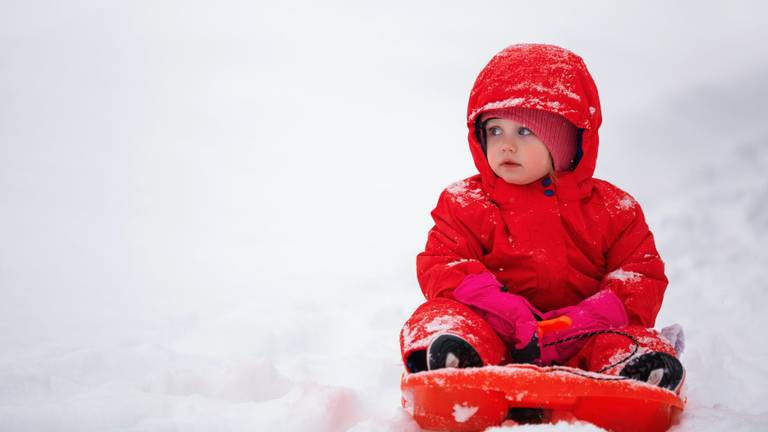 Zin in sneeuwpret Maar waar tover je nu nog een slee of snowboots
