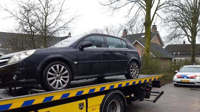 Een van de auto's (foto: Openbaar Ministerie Oost-Brabant).