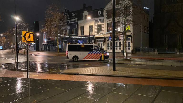 Rustig in Tilburg na het ingaan van de avondklok (foto: Ilse Schoenmakers).