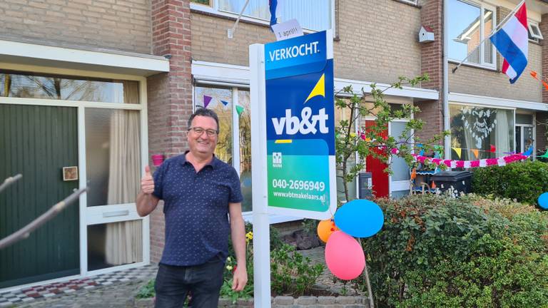 Buurt pakt ‘verhuizende’ buurman terug met openhuisactie