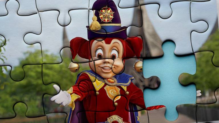 De Efteling in puzzelvorm heeft duizend stukjes (archieffoto).