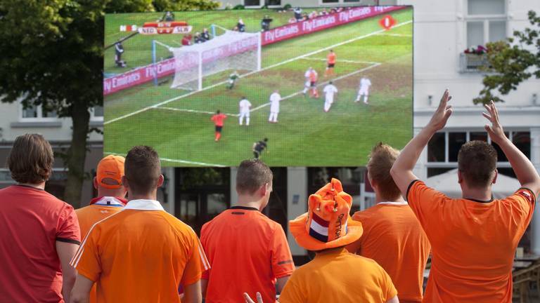 Londen Bekritiseren Fractie Grote schermen in Eindhoven als Oranje kwartfinale haalt - Omroep Brabant