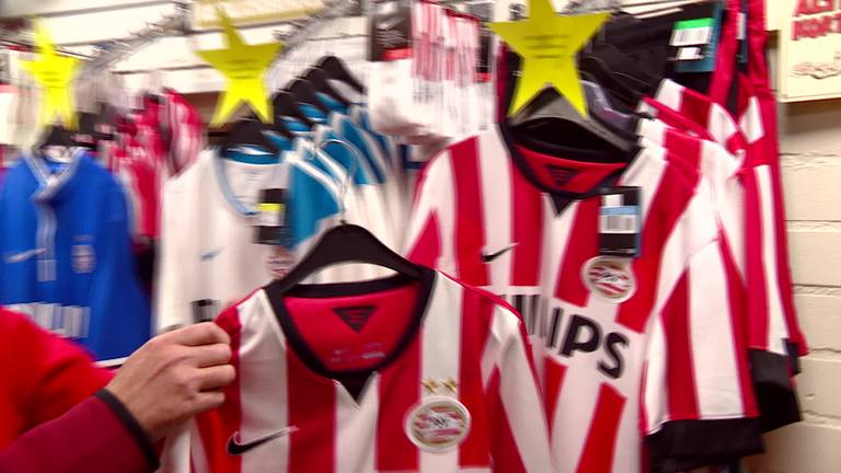 PSV wil wedstrijdshirts alleen zelf gaan verkopen