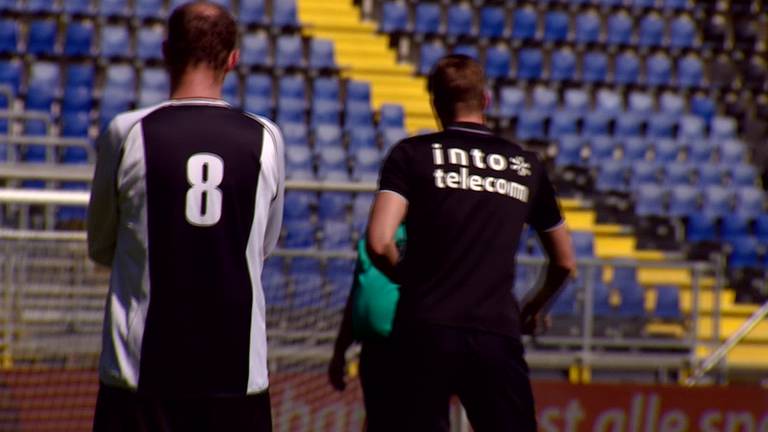 G-voetballers zeggen NAC-spelers de waarheid 'Je moet niet tegen de dug-out slaan!'