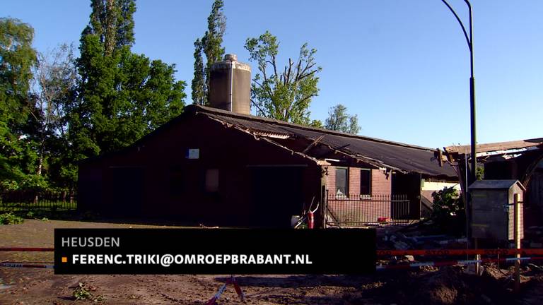 Tornado richt veel schade aan bij kippenhouderij en komkommerkwekerij in Heusden