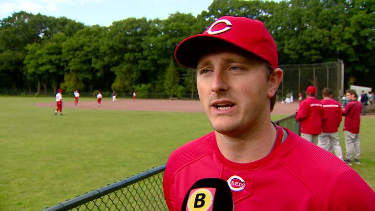 Honkballer Alexander Smit terug op het oude nest