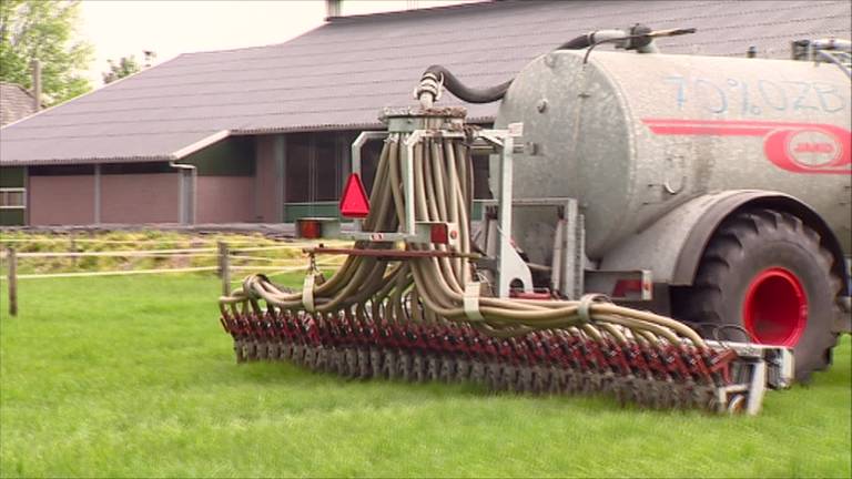 Boze boeren in Sint-Michielsgestel: '70 procent stijging OZB te fors'