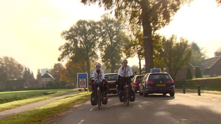 Op de tandem van Indonesië naar Amsterdam