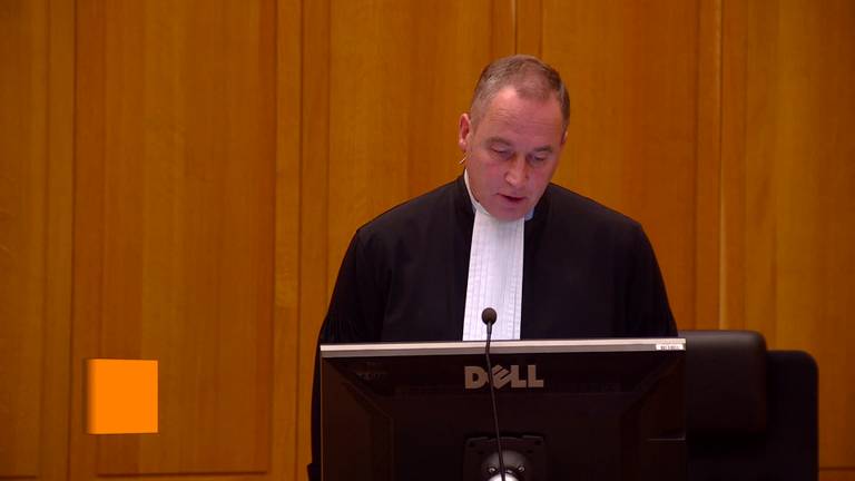 justitie blijft erbij, directeur en leidinggevenden van Chemie-Pack in Moerdijk moeten de cel in