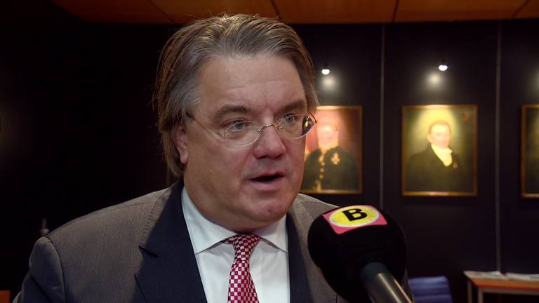 Commissaris van de Koning Wim van de Donk over de rellen in Heesch: Dit willen wij niet.
