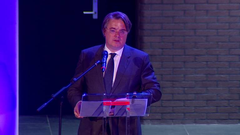 Hoofd koel houden; nieuwjaarstoespraak van Commissaris van de Koning