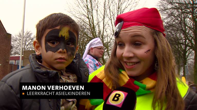 Asielkinderen Overloon vieren hun eerste carnaval