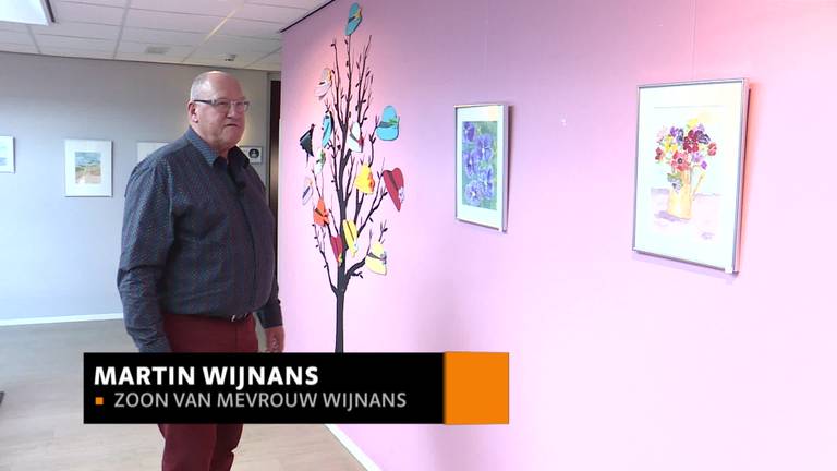 103-jarige mevrouw Anna Wijnans krijgt tentoonstelling cadeau