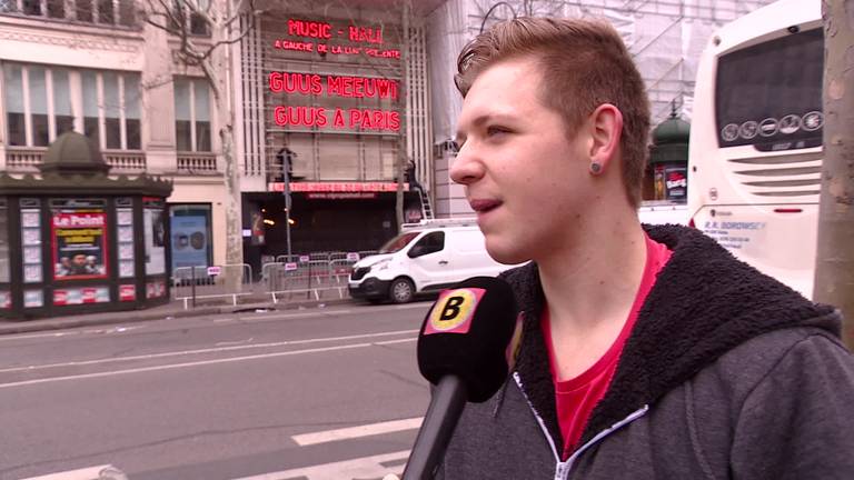 Guus Meeuwis druk bezig met laatste voorbereidingen voor concert in Parijse concertzaal Olympia