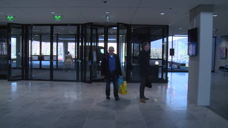 Verzamelaar Cees heeft ze allemaal alle Brabantse carnavalskranten