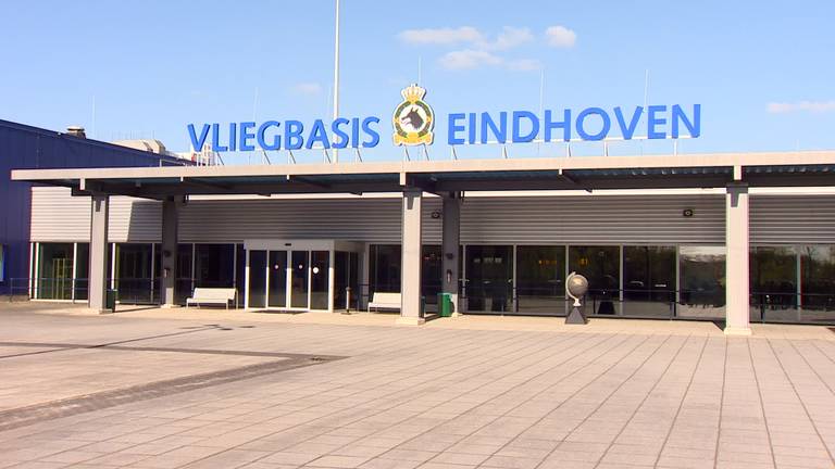 Vliegverbod blijft van kracht voor klokkenluider Vliegbasis Eindhoven