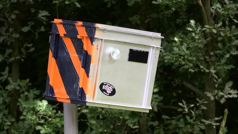 Milieubox 'flitst' snelheidsduivels in Breda