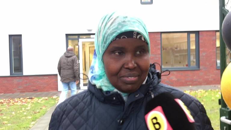Het nieuwe gebouw van de islamitische basisschool in Eindhoven is feestelijk geopend