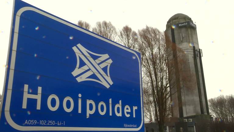 Stoplichtenvrij maken Hooipolder kan goedkoper, zeggen de werkgevers