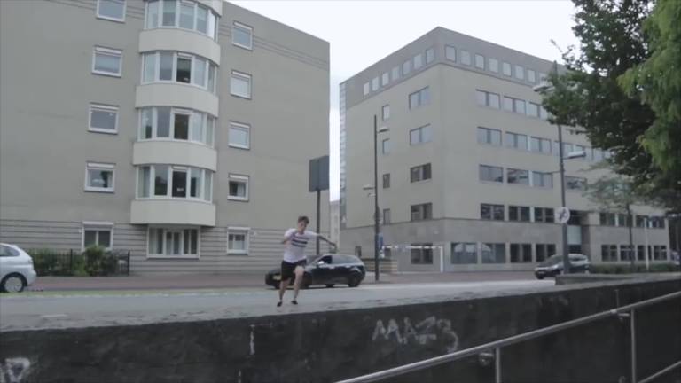 Freerunner Siebe Spijker is een grote internethit