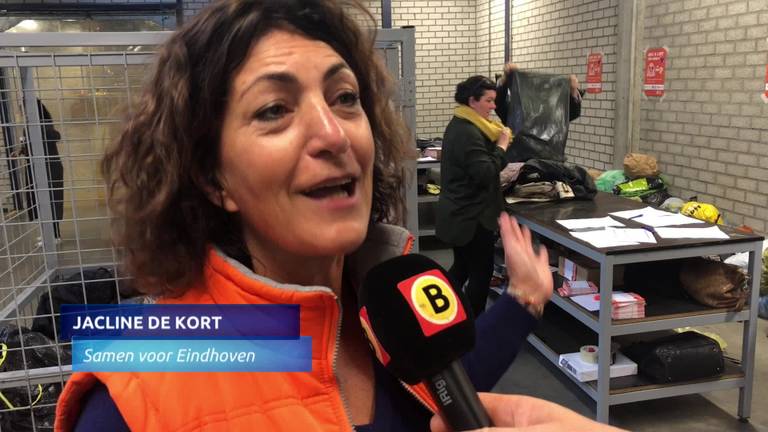 'Geef een jas, verwarm een hart'