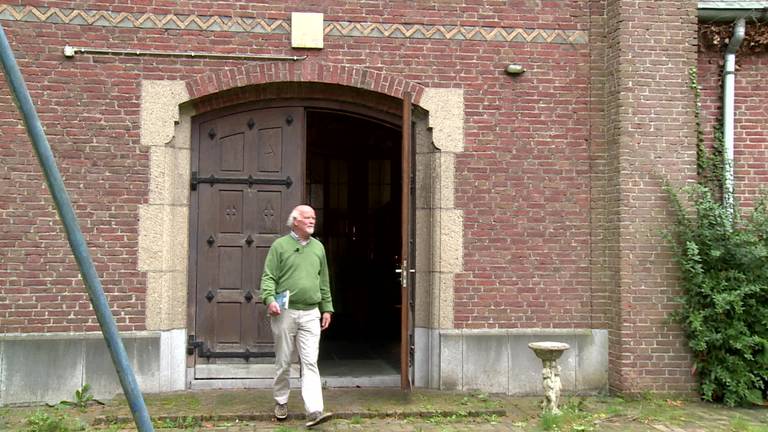 Emotionele oproep aan Wim van de Donk om Gedenkplaats Haaren in stand te houden