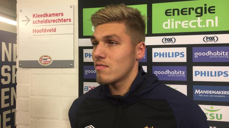 Joel Piroe van Jong PSV scoorde vier keer tegen Almere City
