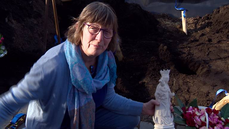 Onze Lieve Vrouw ter Linde in Uden heeft eindelijk weer een lindeboom