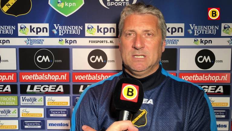 Trainer Ruud Brood weet dat hij in de strijd tegen degradatie met NAC bij Excelsior moet winnen.