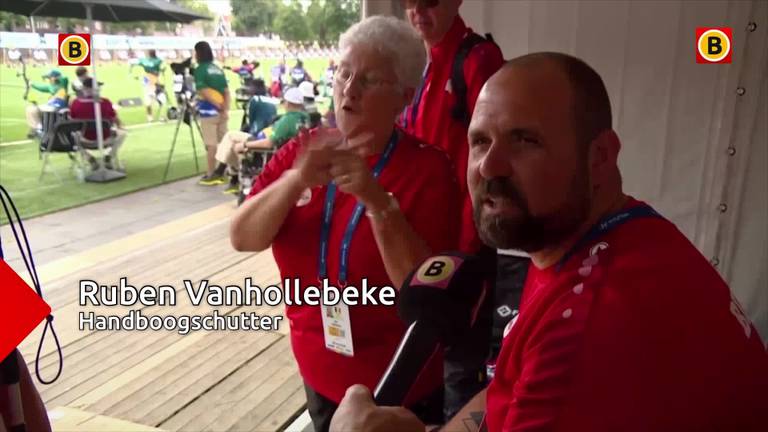 Blinde Ruben maakt indruk op het WK handboogschieten in Den Bosch