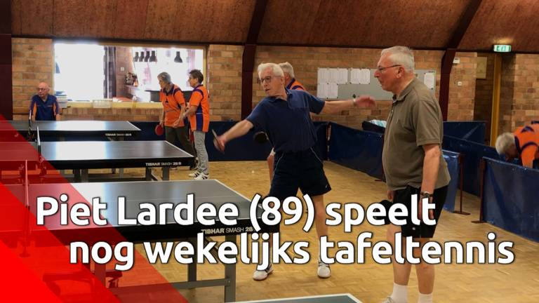 Piet Lardee (89) tafeltennist nog elke week