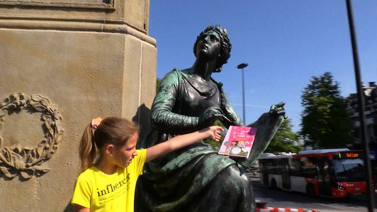 Kinderen worden slimmer van lezen dus zwerven er kinderboeken door Tilburg