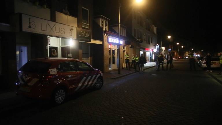 Veel politie op de been in Helmond, één man aangehouden