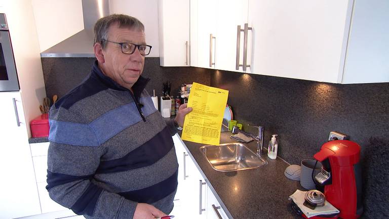 Jaap zit tijdens staking thuis en kan nu het huishouden doen