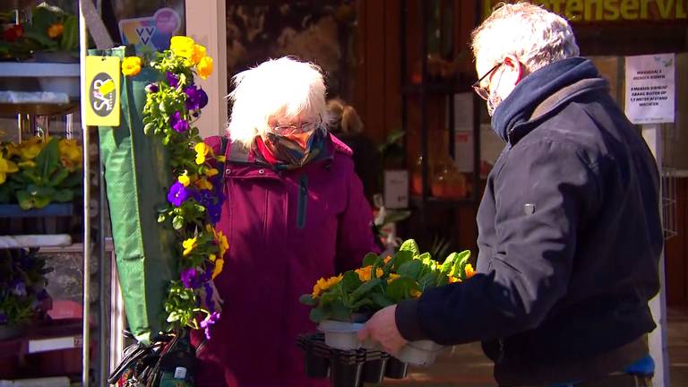 Het is lente: lekker de tuin in!