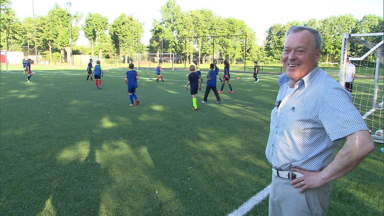 Meer voetbalclubs fuseren, toch blijft Brabant koploper