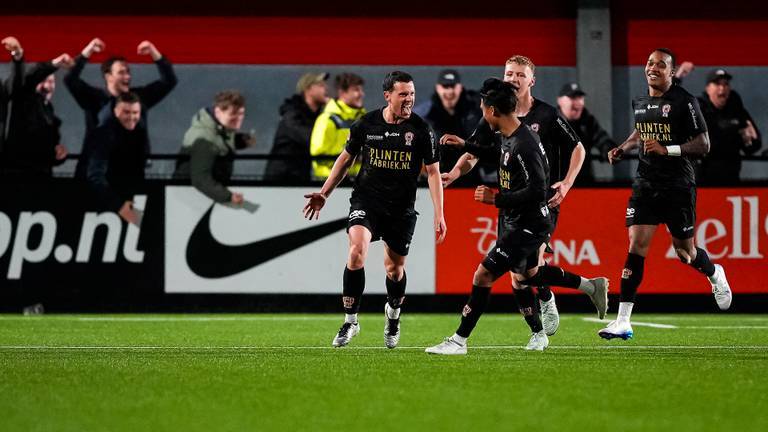 TOP Oss