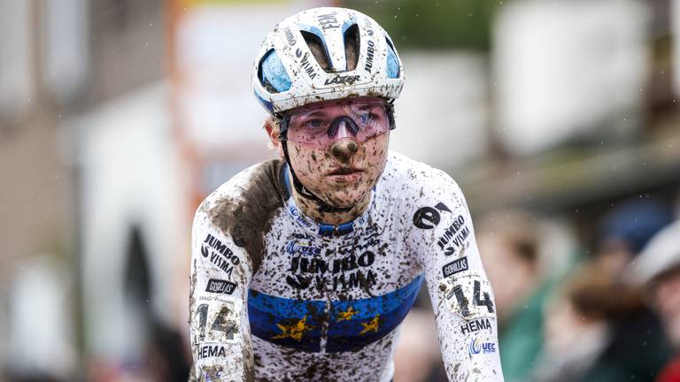 Fem van Empel wordt derde tijdens NK veldrijden in Zaltbommel (foto: ANP /  Bas Czerwinski).