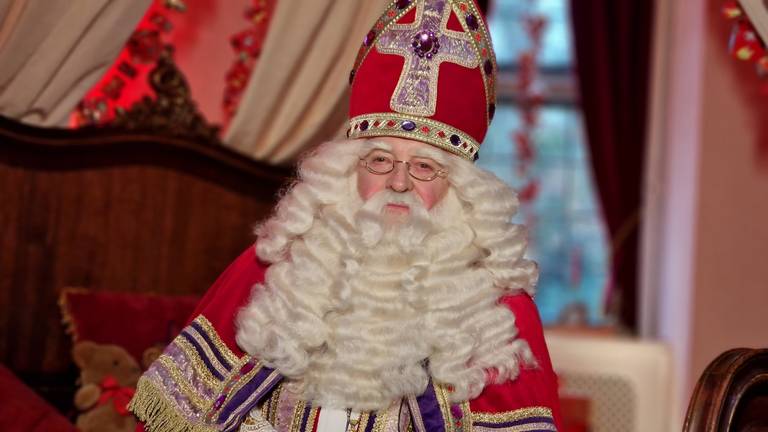Sinterklaas in zijn kasteel in Helmond (foto: Noël van Hooft)