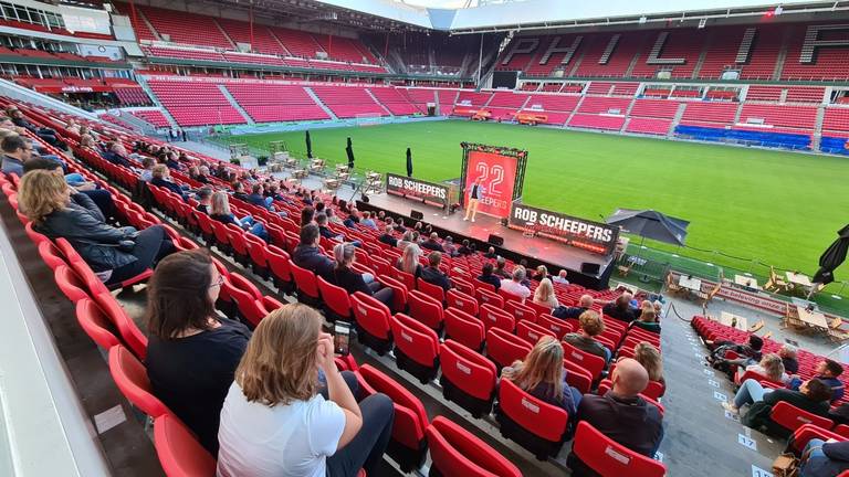 Rob Scheepers in het Philips Stadion (foto: Noël van Hooft)