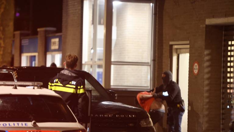 Wilde politieachtervolging eindigt in Den Bosch, man opgepakt